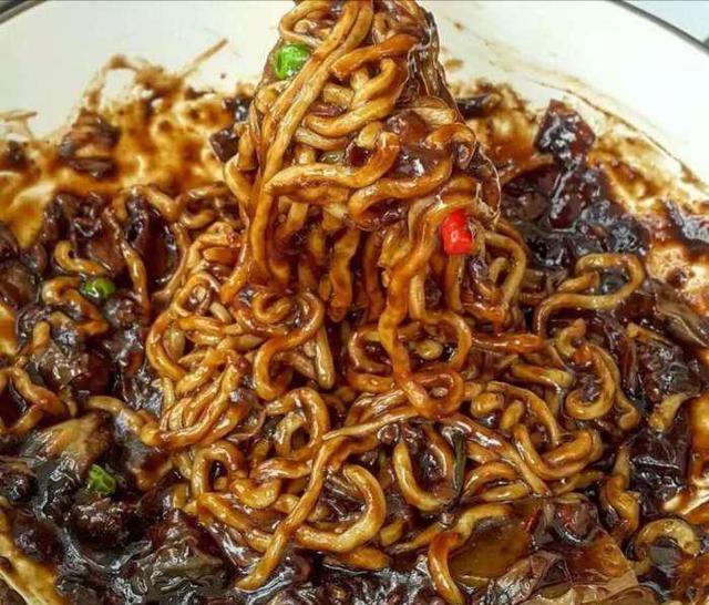 三亿体育手机版